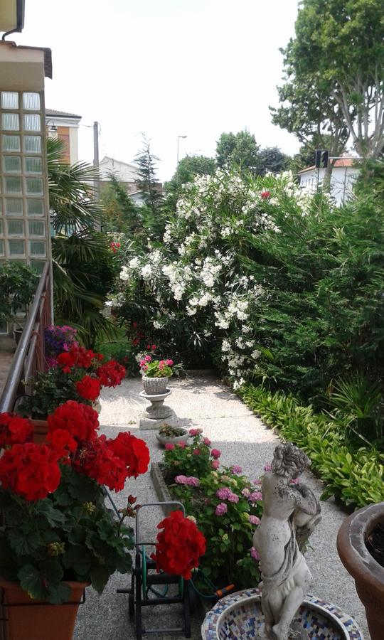 B&B Pereuka โรวีโก ภายนอก รูปภาพ