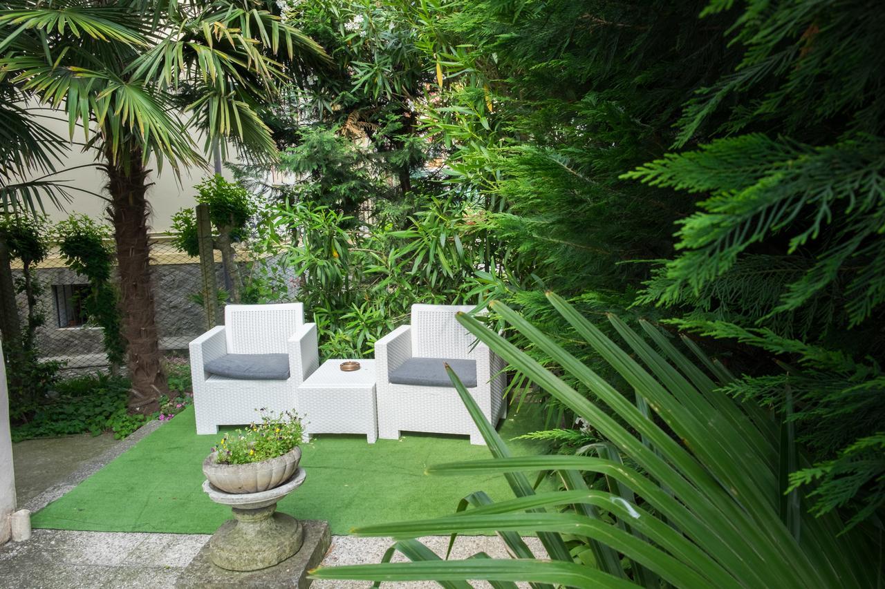 B&B Pereuka โรวีโก ภายนอก รูปภาพ